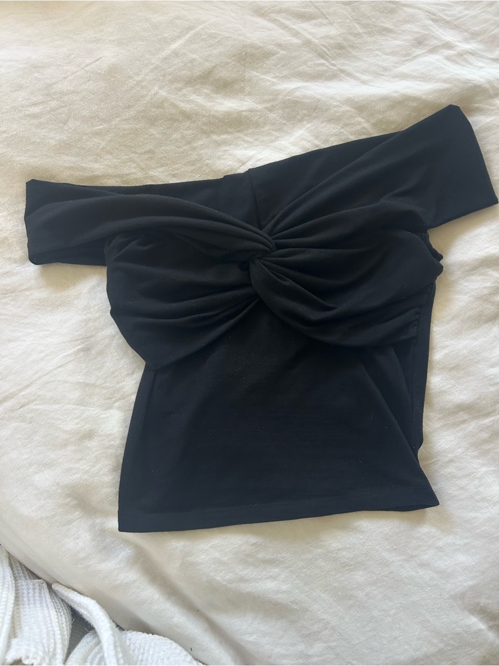 Reformation Off-Shoulder Twist Front Black Women's Top. Never worn.